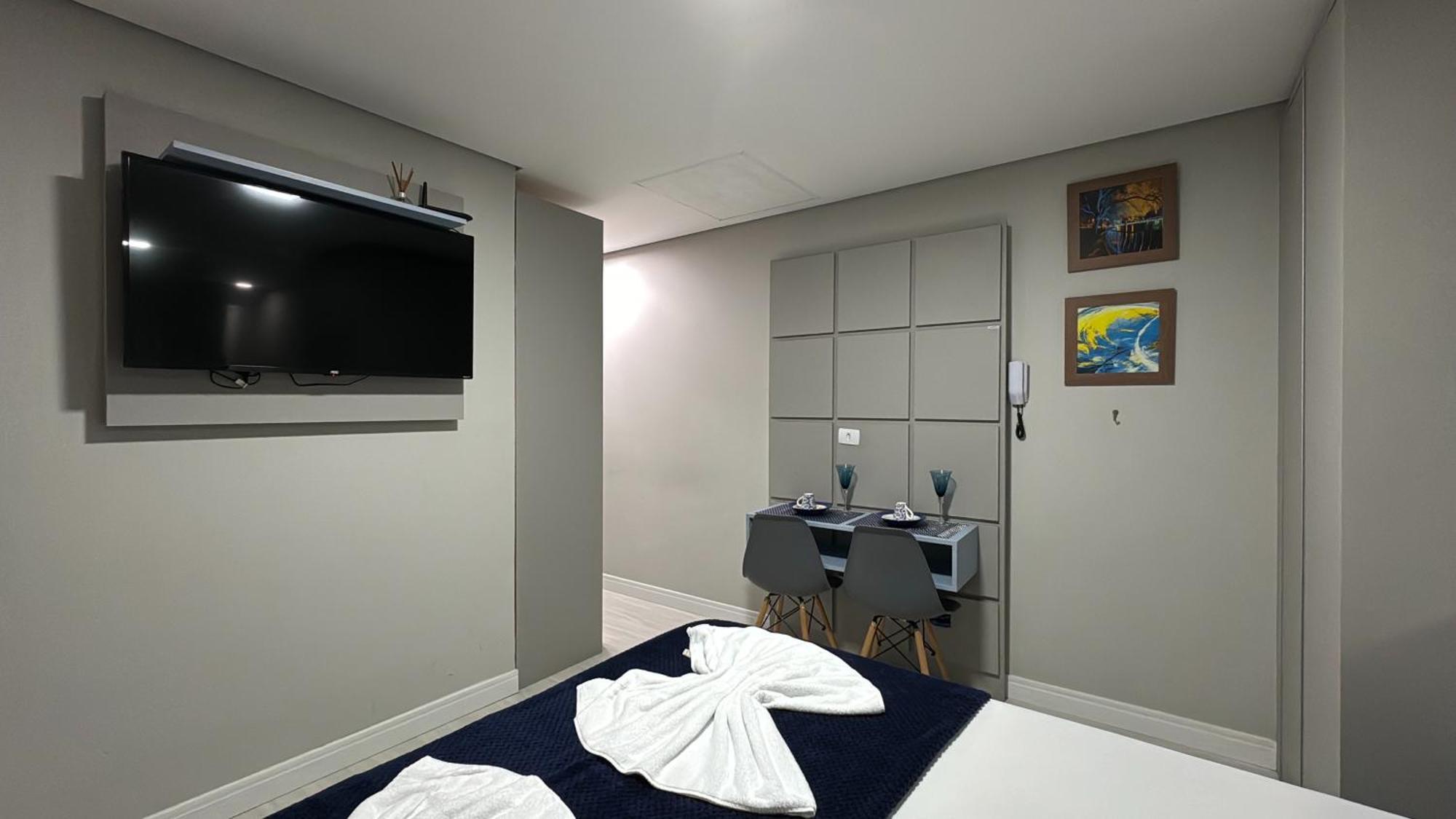 16- Studio Decorado Perfeito Para Casal!!! Curitiba Dış mekan fotoğraf